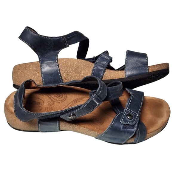 TAOS Trulie Navy Blue Leather Comfort Sandals Size EU 39 US 8 - Picture 1 of 7